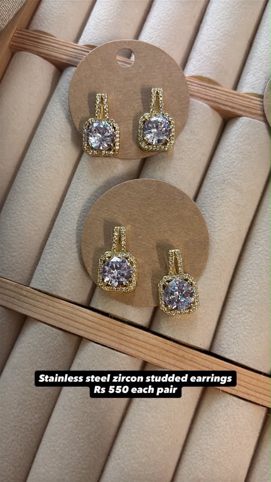 American Diamond Style studs - Antitarnish, Stainless Steel